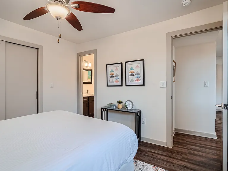 2806 Reagan St #103 — Photo 5