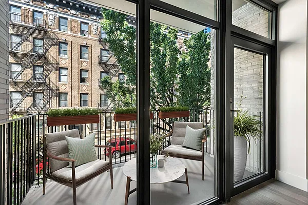 Rented by Compass | media 19