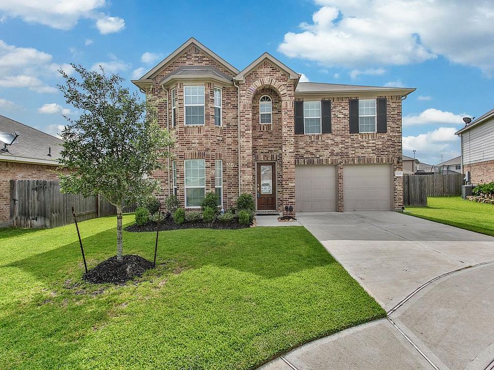 1st image of 2610 Silky Ct