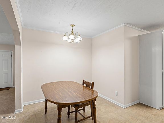 4th image of 3520 Tullocks Hill Drive