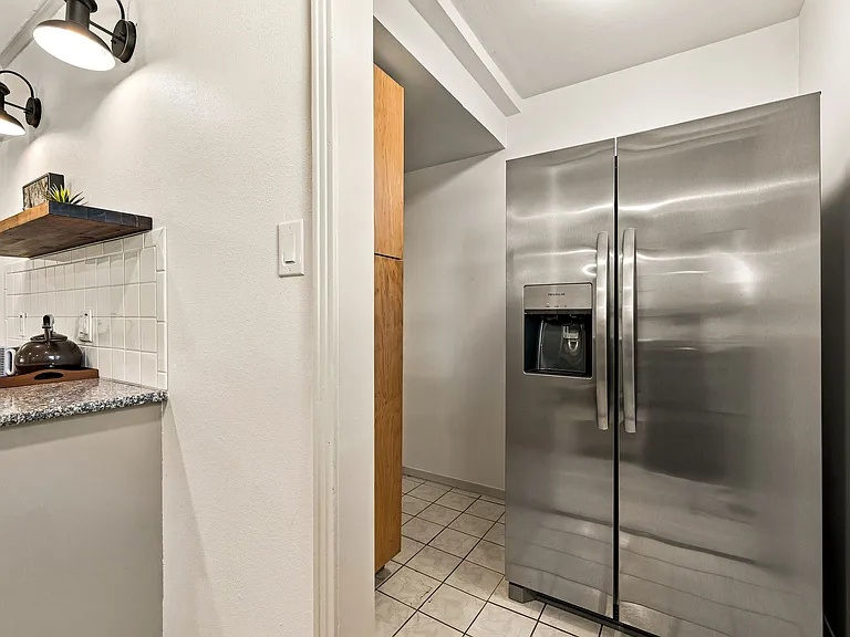 310 Hillcrest Ave — Photo 14