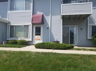 6601 Mariner Dr, Racine, WI 53406