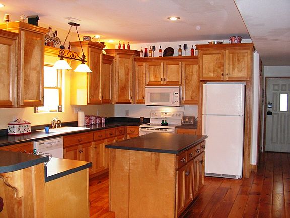 3rd image of 1811 County Road 621