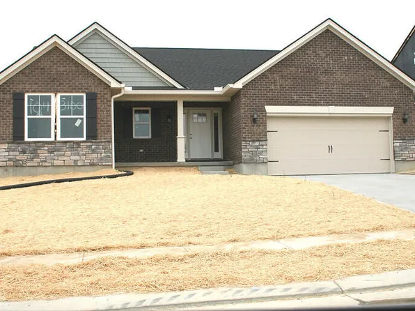 1533 Autumn Ridge Dr, Hebron, KY 41048