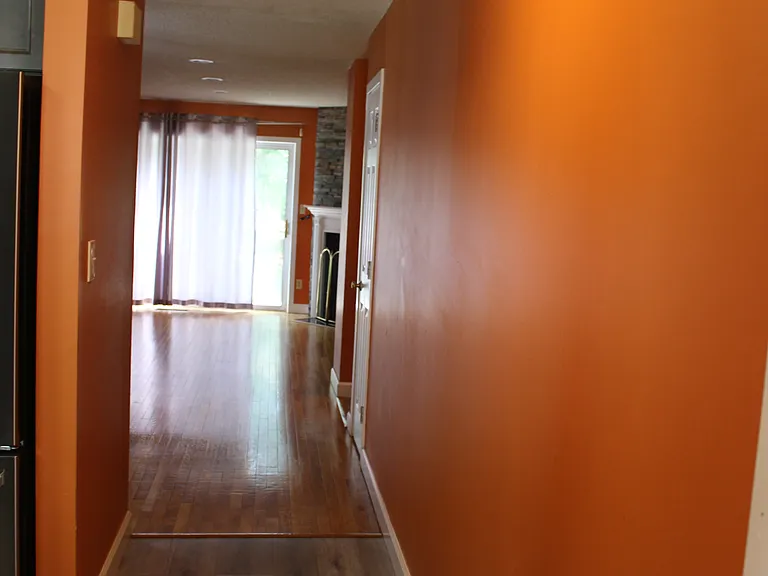 75 Florence Way — Photo 4