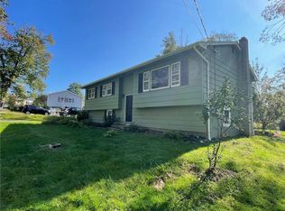 1166 Burlingham Rd, Shawangunk, NY 12566