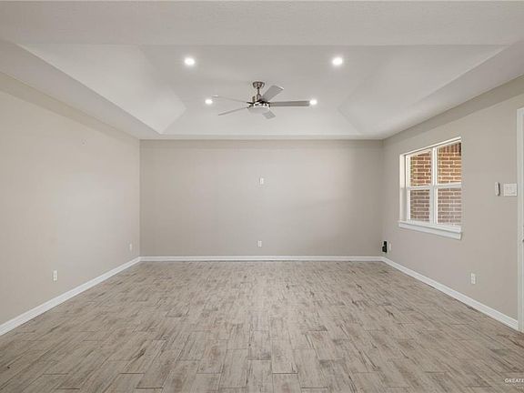 3rd image of 2401 S Jackson Rd APT 41