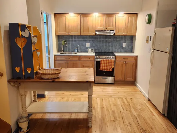 80 Williams St #3C, Northampton, MA 01060