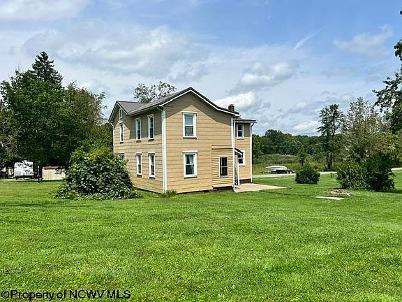 5th image of 1340 Buckhannon Pike