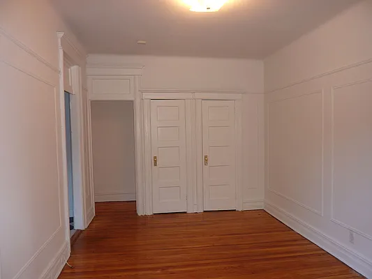 Rented by Vassiliou Group | media 43