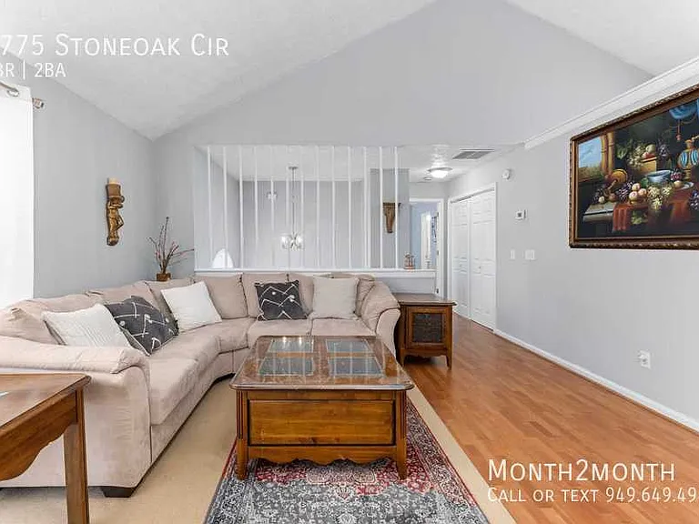 1775 Stoneoak Cir — Photo 1