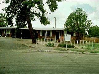 1st image of 2818 E Loretta Dr #3
