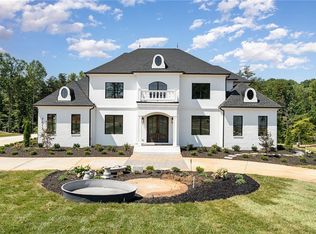 7613 Pemberley Dr, Oak Ridge, NC 27310