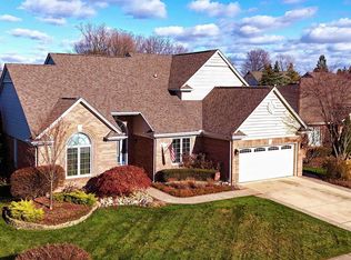 20623 Breezeway Dr, Macomb, MI 48044