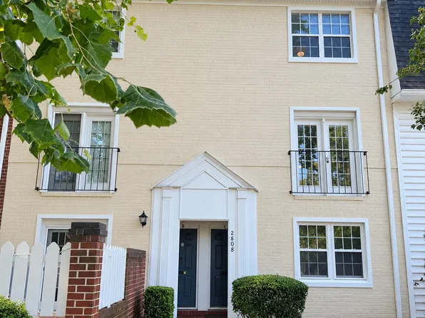 2808 S Wakefield St #C, Arlington, VA 22206