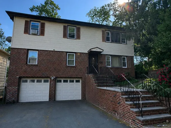 22 Evelyn Ct, Maplewood, NJ 07040