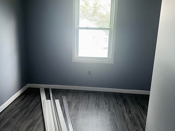 3rd image of 330 B St