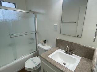 8600 5th St APT B, Downey, CA 90241