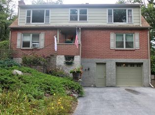 30 Sedgewick Rd, Poughkeepsie, NY 12603