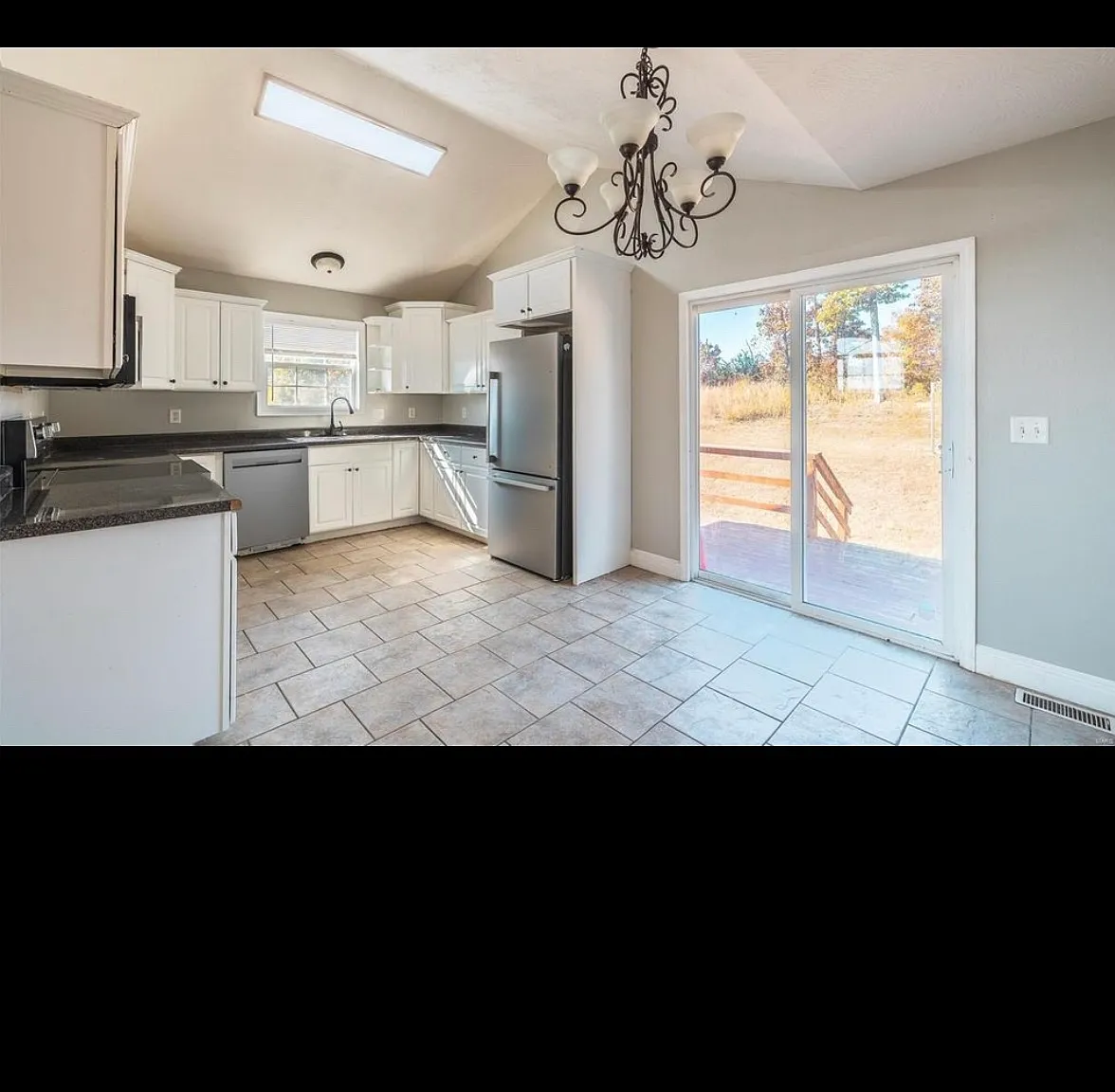 4 bed, 2126 sqft, $2,250 — Photo 3