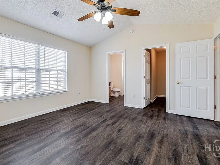 404 Pine Top Rd — Photo 17