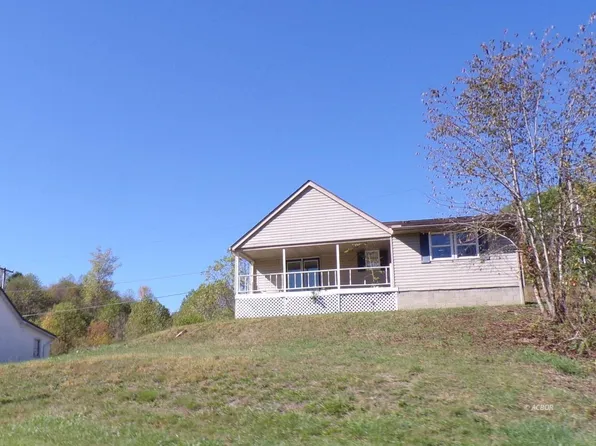 2811 State Route 93 NE, Crooksville, OH 43731