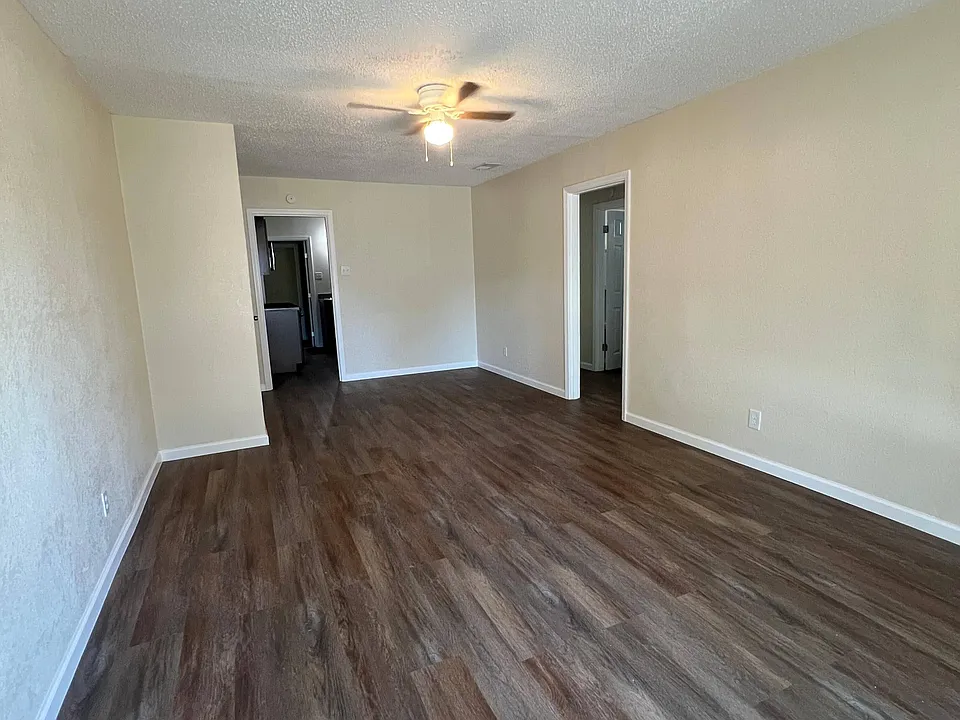 1108 Williamson Ave