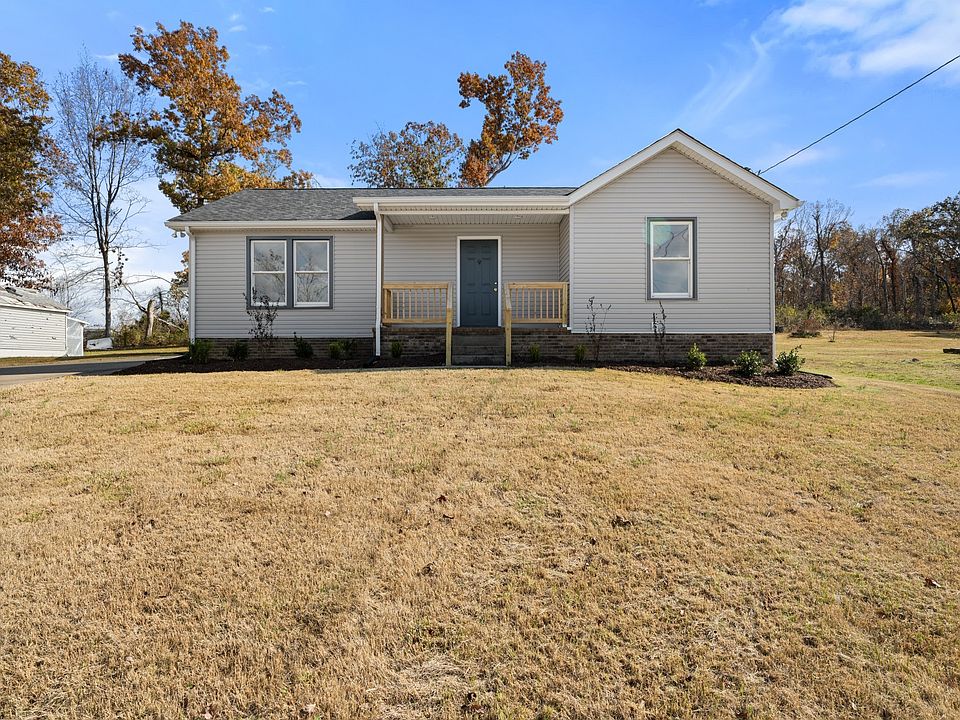 1st image of 978 Long Beech Dr