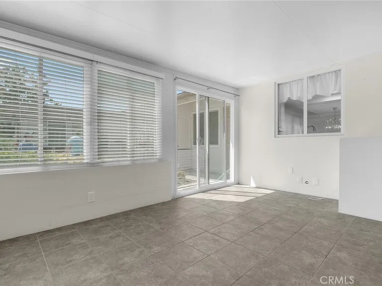 479 Calle Cadiz #B — Photo 23