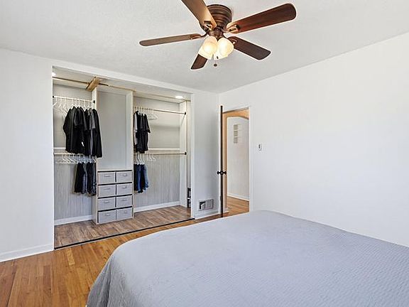 5th image of 2309 Newark St
