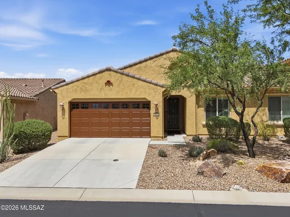 954 N Broken Hills Dr, Green Valley, AZ 85614