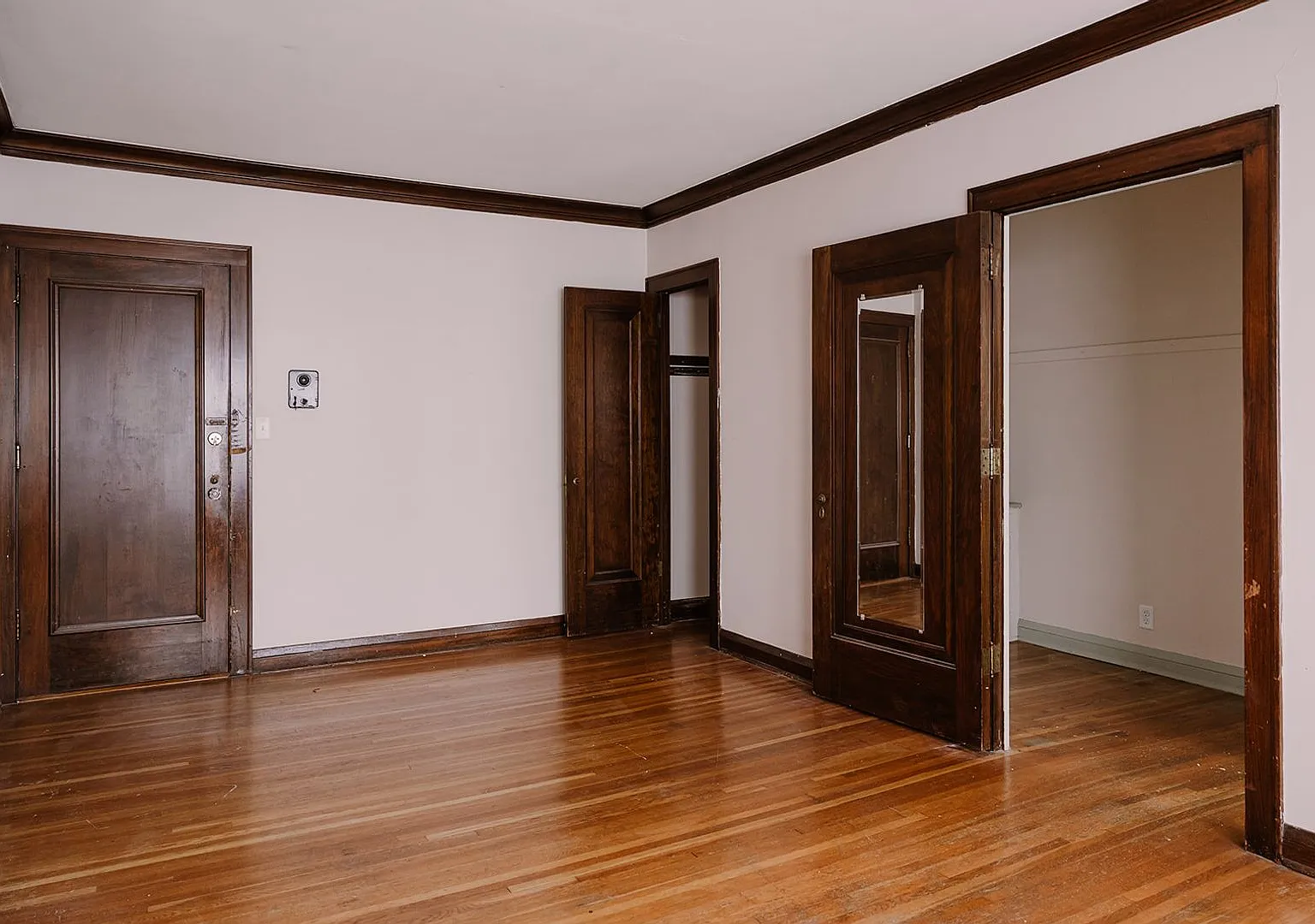 3526 Grand Avenue — Photo 4