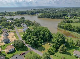 114 N Lake Dr, Stevensville, MD 21666