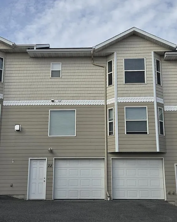 22 Starbuck Ct