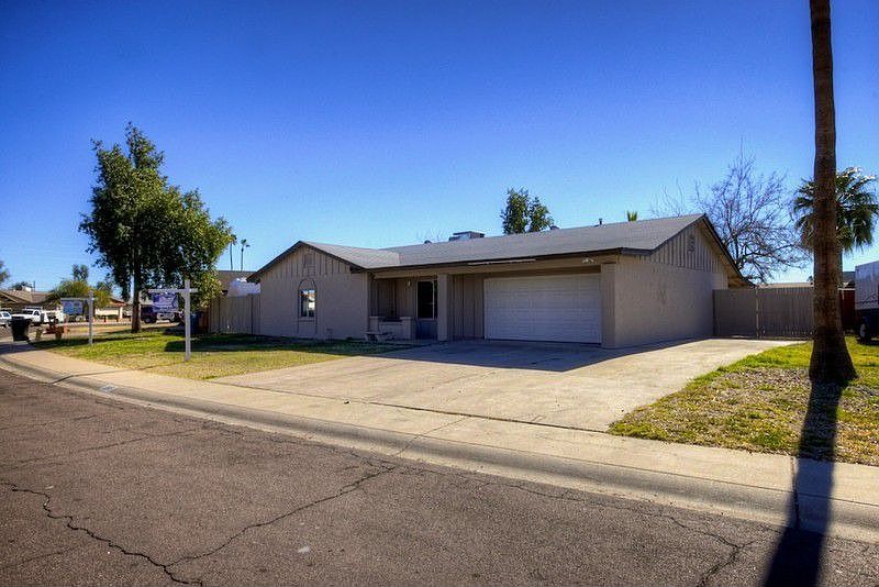 1st image of 3615 W Dahlia Dr