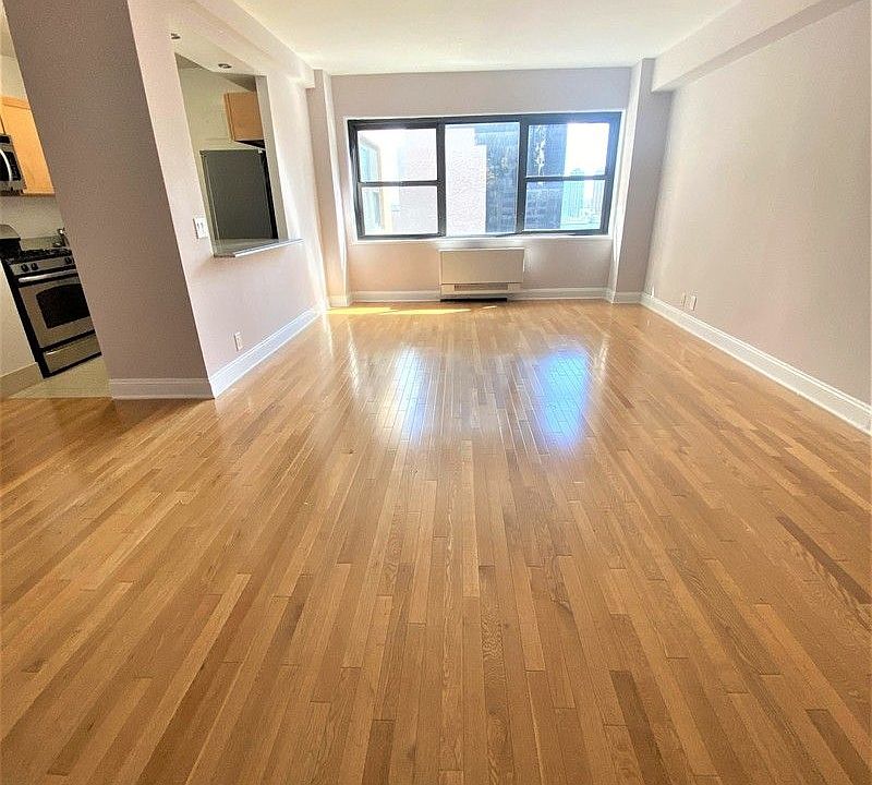 1st image of 305 E 47th St #17N