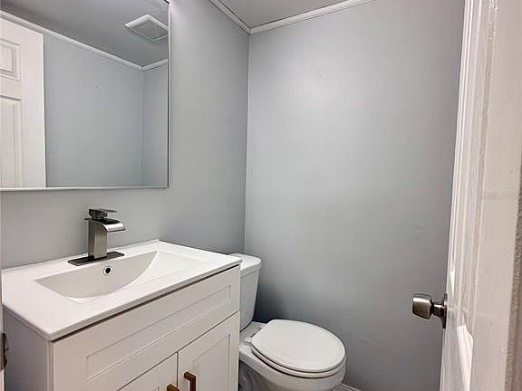5th image of 505 Belair Ave