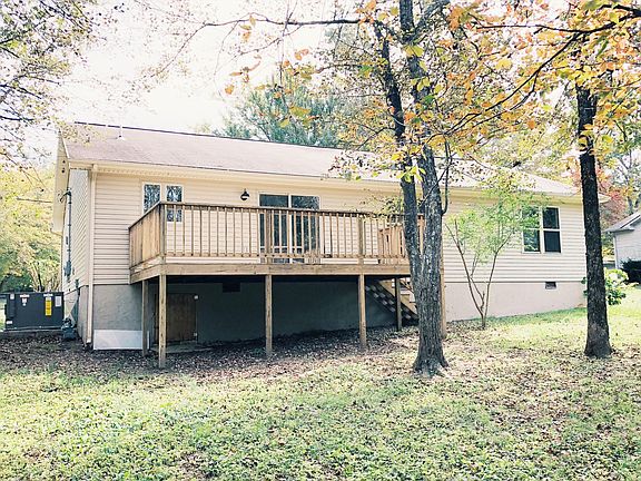 2nd image of 239 Goldenbrook Dr