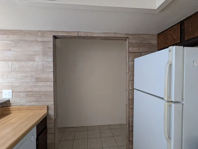 1477 E 27th Ave #1 — Photo 7