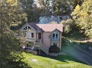 50 Buckingham Rd, Seymour, CT 06483