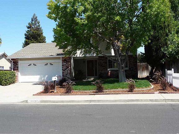 4th image of 3431 Blythe Dr