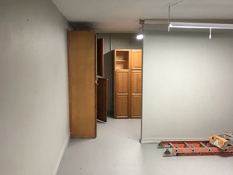 3 Car Garage