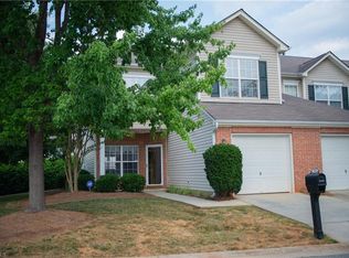 3910 Fountain Village Ln, High Point, NC 27265