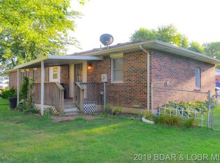 1002 Randy Ln, Eldon, MO 65026