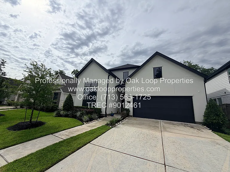 10614 Kingston Spring Dr — Photo 1