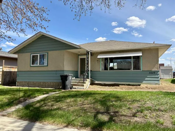 5019 W 51st St, Mannville, AB T0B 2W0