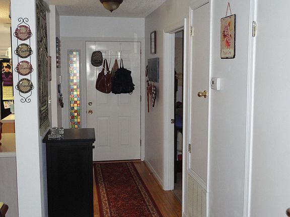 3rd image of 60 Hidden Cove Dr #60