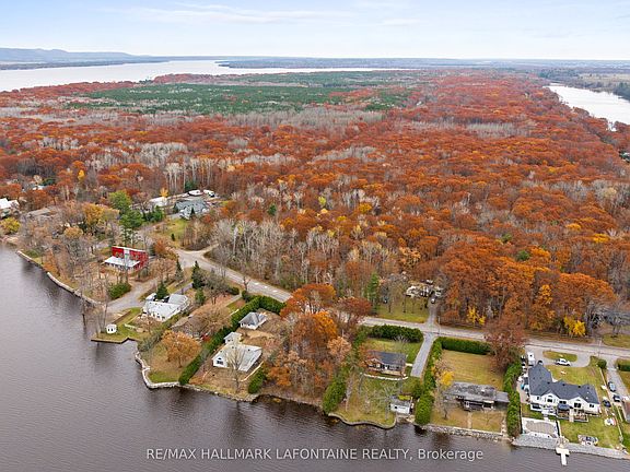 5th image of 881 Bayview Dr