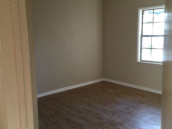 5th image of 330 West Ave #B