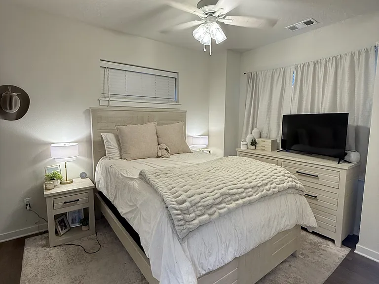 610 N Whitham Ave #3 — Photo 20